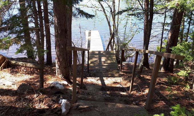 Madawaska Valley Cottage | Wanda's Cozy Duplex Cabin - Pet Friendly & Family Ready