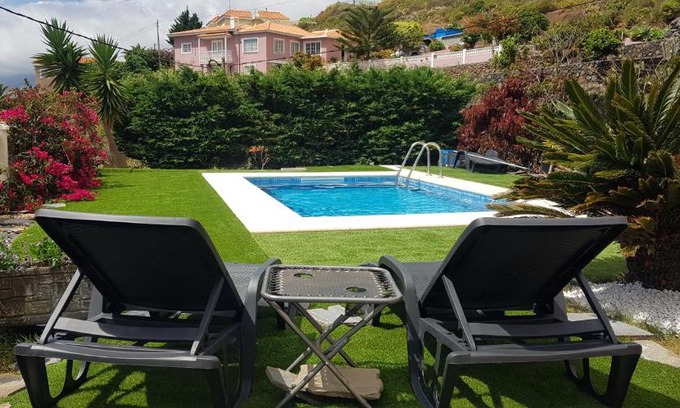 Puntallana House | Wanderlust House: Family-Friendly Getaway with Pool & Hot Tub