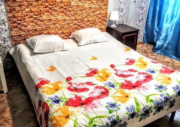 Kaliningrad House | Cozy Wanderlust Inn - Guest Rated 8/10 for Your Stay