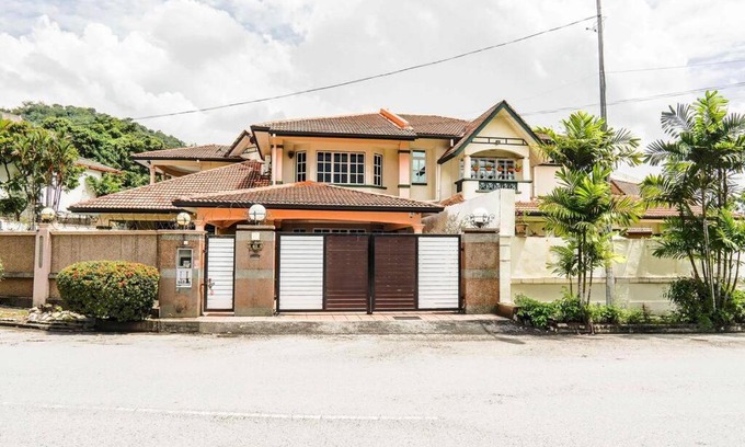 Federal Territory of Kuala Lumpur House | Family House at Wangsa Maju with Private Pool - Guest Rated 10/10