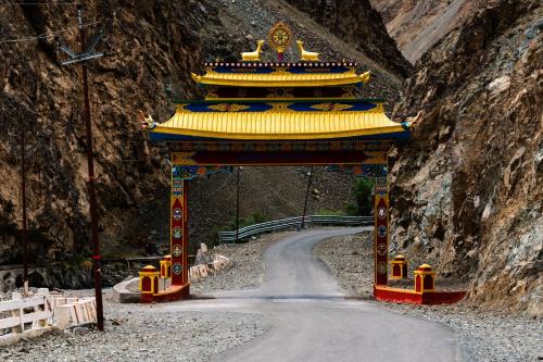 Tingmosgang House | Relaxing Wanla River Homestay with Hot Tub & Delicious Breakfast