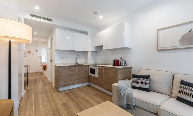 Imperial Apartment | Family-Friendly BNBHolder Best III Madrid Rio - 8/10 Rated