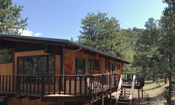 Nathrop Apartment | Wapiti Getaway near Mount Princeton Hot Springs, Nathrop, With private hot tub