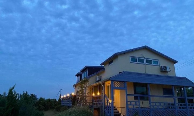 Hallim House | Pet-Friendly Warang Guesthouse with Kitchen Facilities