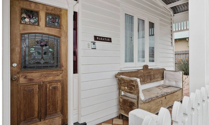 Queenscliff House | Discover Waratah at Queenscliff with Oceanfront Amenities