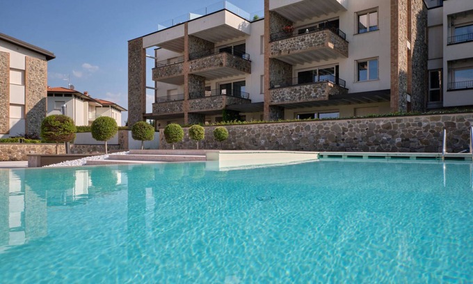 Rivoltella Apartment | Exclusive Warda B11 Apartment With Pool and Lake View