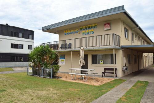 South West Rocks Apartment | Family-Friendly Wards Holiday Flat 1 with Great Amenities