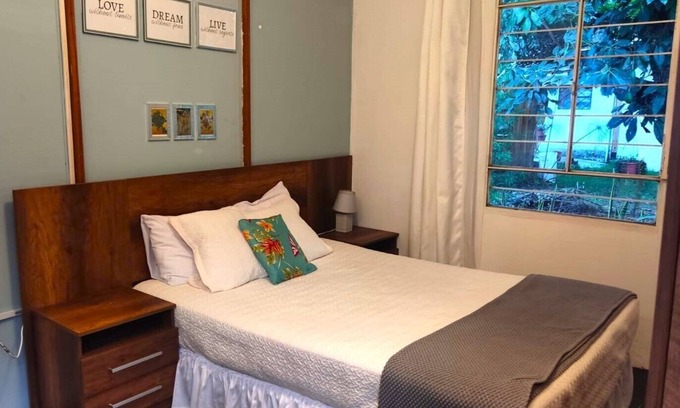 Tumbaco House | Comfortable Retreat in Tumbaco with Spa and Hot Tub
