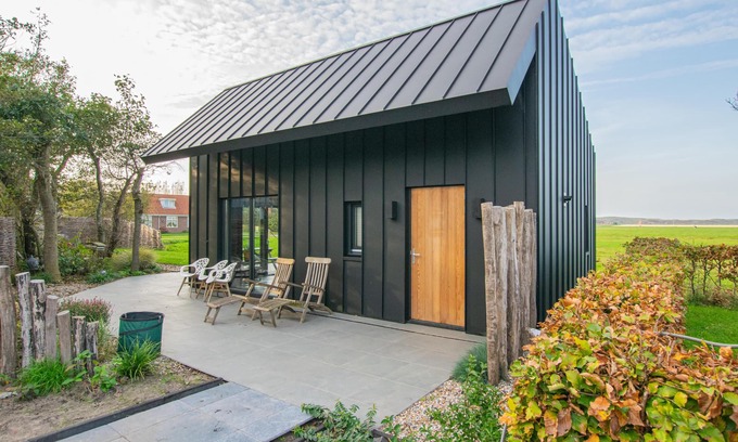 Callantsoog House | Cozy Cottage with Garden and Ocean Views Near the Beach