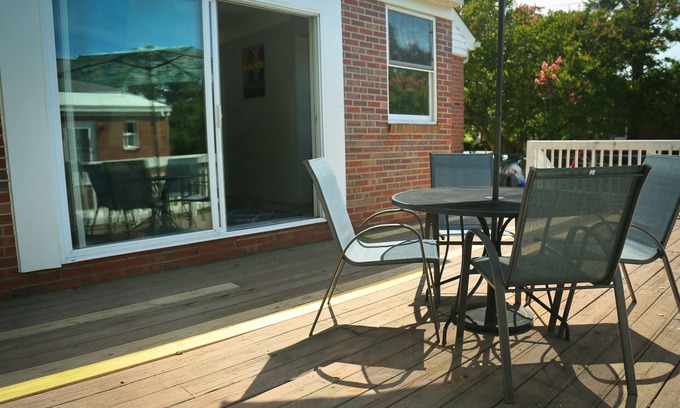 Norfolk House | Cozy Retreat Near Base, Schools & Hospitals with Spa