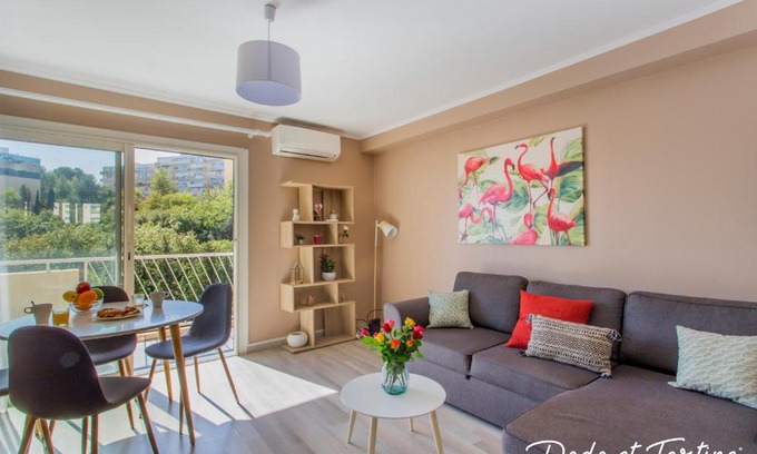 Le Mourillon Apartment | Cozy 2-Bedroom Retreat with AC, Balcony & Parking - Dodo et Tartine