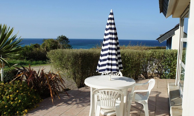 Plouhinec House | Cozy Oceanfront Home with 180° Sea Views in Plouhinec