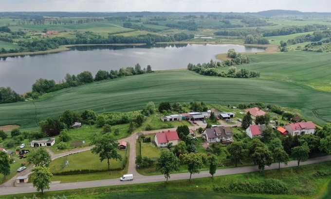 Milakowo Apartment | Top-Rated Warny 4 in Miłakowo: Family & Pet Friendly Stay