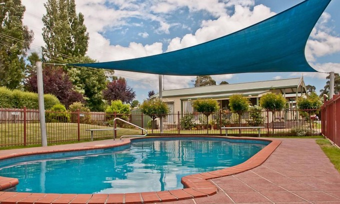 Warragul Other | Experience Warragul Gardens Holiday Park: Family-Friendly Amenities