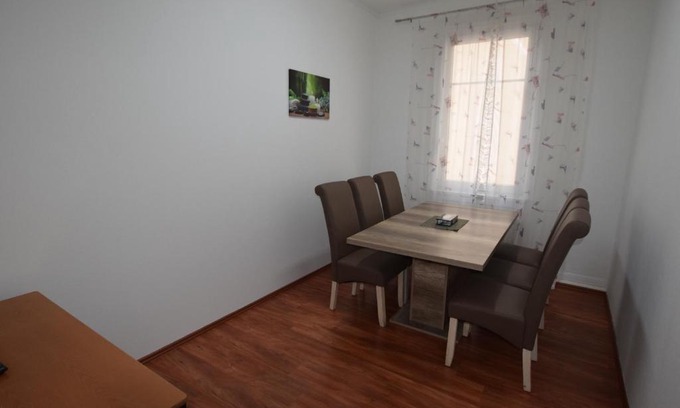 Veielbrunnen Apartment | Family-Friendly Wasen Apartment for Memorable Stays