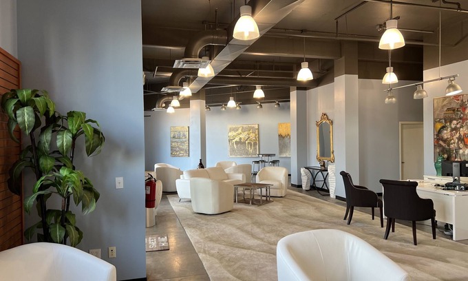 Topeka Apartment | Welcoming Washburn Hotel Suites: Family-Friendly Comfort