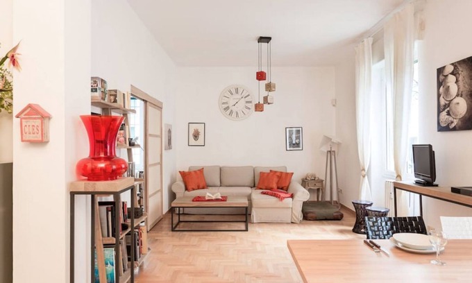 Washington Apartment | Cozy Washington Apartment with Breakfast & 10/10 Guest Rating
