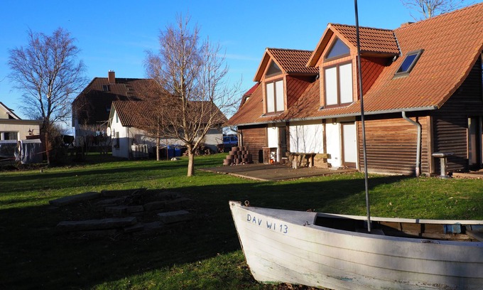 Wiek House | Unforgettable Watersports Getaway with Oceanfront Views