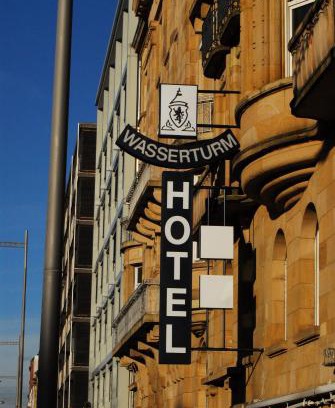Schwetzingerstadt/Oststadt Hotel | Wasserturm Hotel Mannheim: Family-Friendly with Dining Options