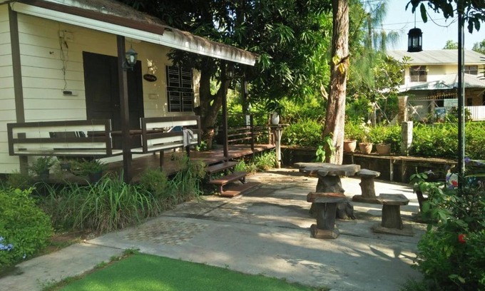 Nong Khai House | Wasuthan Garden House: Family-Friendly Stay with Breakfast