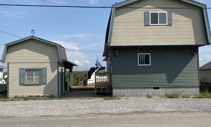 Anchorville House | Waterfront Vacation Home with Pool & Family-Friendly Amenities