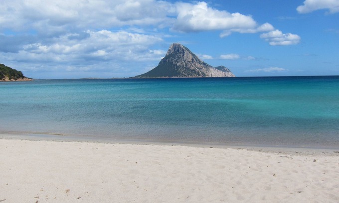 Tiriddo Villa | Beautiful Water Front Villa with Private Cottage & Ocean View