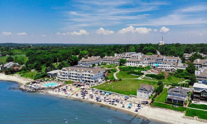 Westbrook Center Resort | Discover Water's Edge Resort & Spa: Oceanfront Bliss Awaits