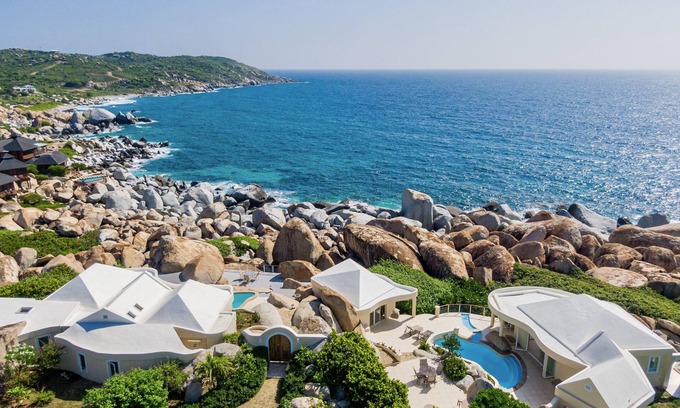 Little Trunk Bay Villa | Water's Edge Villa: Oceanfront Bliss with Two Pools