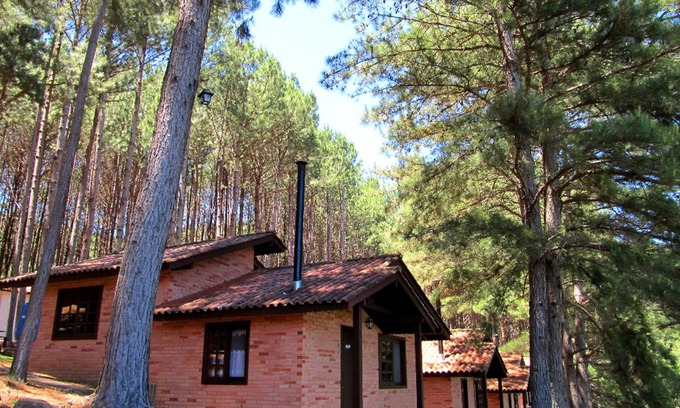 Sao Francisco de Paula Ski Chalet | Discover Waterfall Park - Cozy Chalet with Private Pool