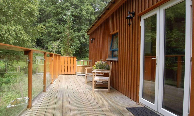Killin Cabin | Tranquil Retreat at Waterfall Lodge - Guest Rated 9.6/10