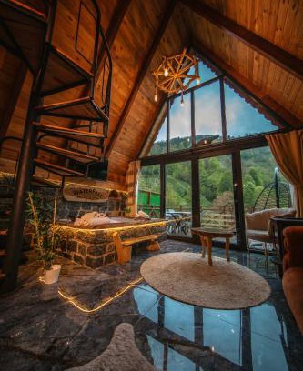 Ayder Bed & Breakfast | Experience the Waterfallbungalow: Pet-Friendly Retreat