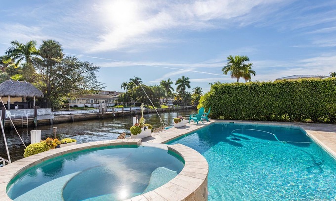 Bel Air House | Indulge in Waterfront Retreat with Heated Pool & Jacuzzi