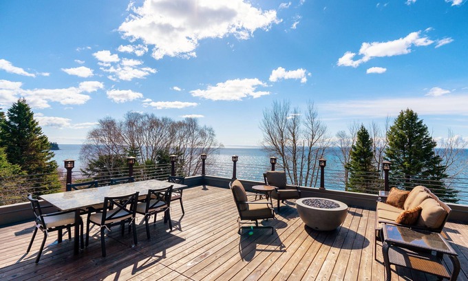 Castle Danger Apartment | Picturesque Waterfront Retreat with Lake Superior Views