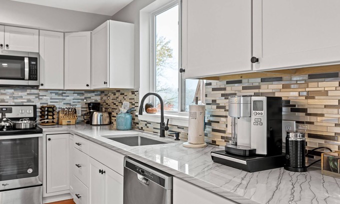 Glen Burnie House | Family-Friendly Waterfront Retreat with Top Reviews