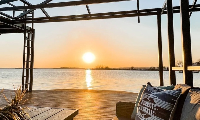 Silver Creek Village House | Waterfront Retreat on Lake Buchanan - Guest Rated 9.8