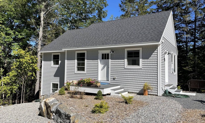 Boothbay House | Idyllic Waterfront Retreat at Pleasant Cove, Boothbay Maine