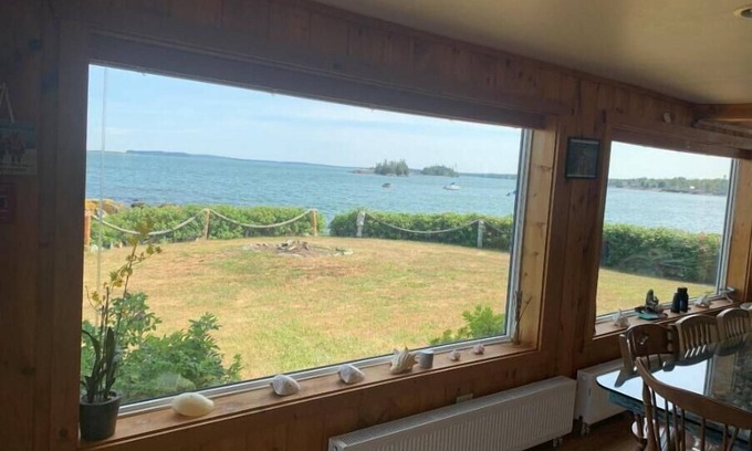 Jonesport House | Tranquil Waterfront Cabin & Cottage: Top-Rated Escape