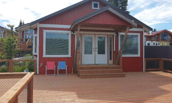 Homer Cabin | Scenic Waterfront Cabin at Homer Seaplane Base