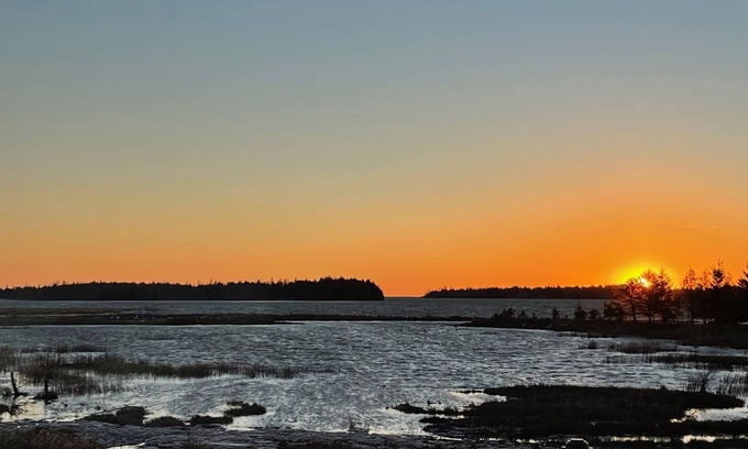 Stokes Bay House | Scenic Waterfront Chalet: Boat Ramp & Lake Huron Access!