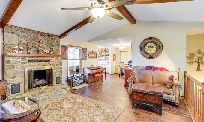 Cherokee Village House | Waterfront Cherokee Village Home with Private Dock & Spa!