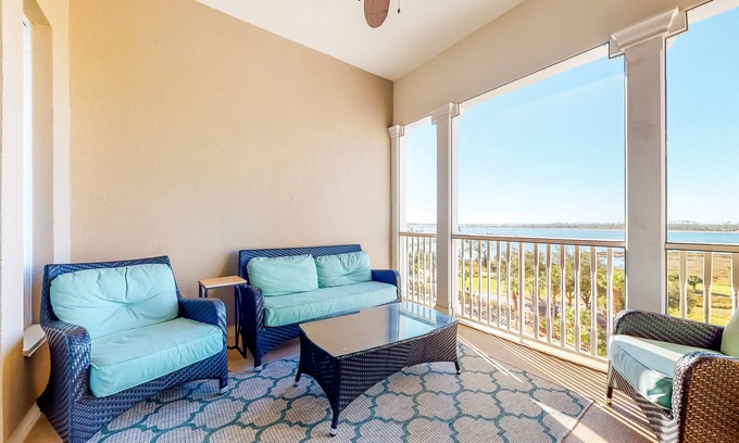 Upper Grand Lagoon Condo | Cozy Waterfront Condo with Pool Access and Ocean Views