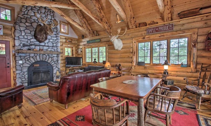 Center Conway House | Pet-Friendly Waterfront Vacation Rental with Scenic Deck
