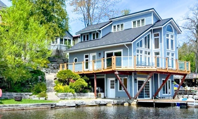 Fenelon Falls House | Idyllic Kawartha Waterfront Home with 2 Bedrooms & Boathouse