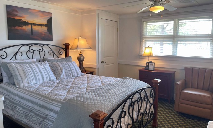 Bozman Cottage | Waterfront cottage, 1 bd 1 bath, Perfect for your next getaway!