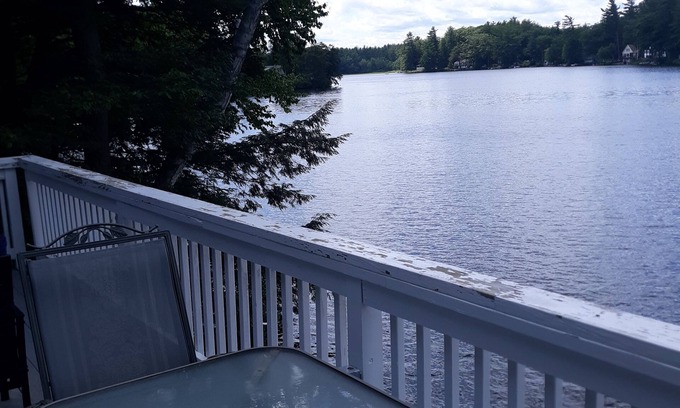 Barrington Cottage | Idyllic Waterfront Cottage with Lake Views and 10/10 Rating