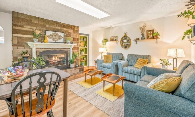 Longview Cottage | Waterfront Cottage w/ Large Covered Porch, BBQ, and Fire Pit