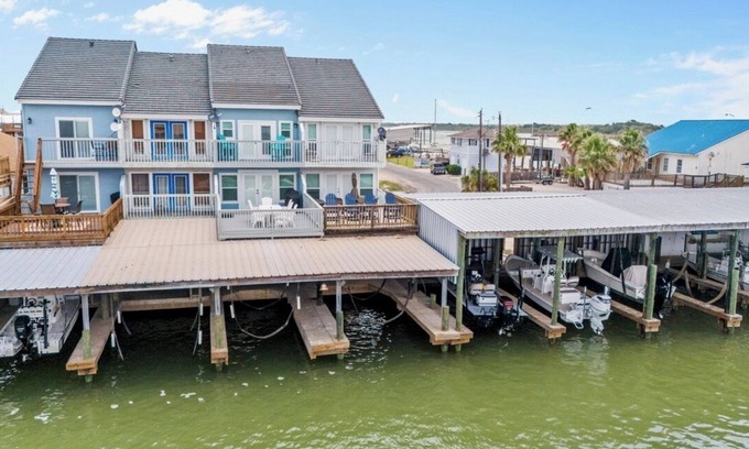 Port O Connor House | Waterfront Escape at Dockside with Ocean Views