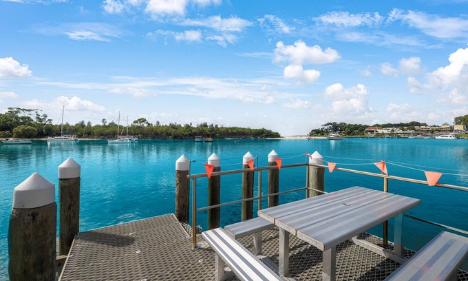 Huskisson Villa | Charming Seaside Villa with Private Jetty & Ocean View