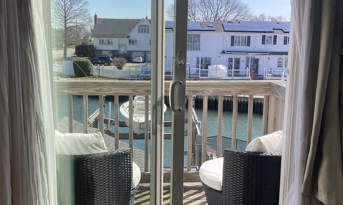 Seaford House | Waterfront Family Oasis in Seaford: Rated 10/10!