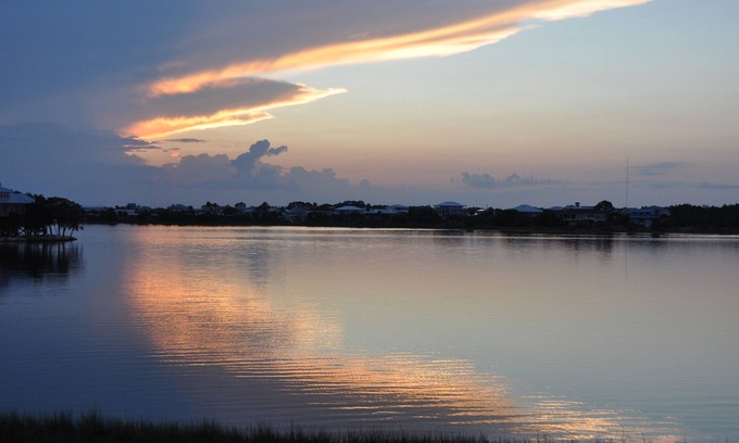 Crawfordville House | Seaside Retreat: Guest Rated 9.8 with Kayaks & Wildlife
